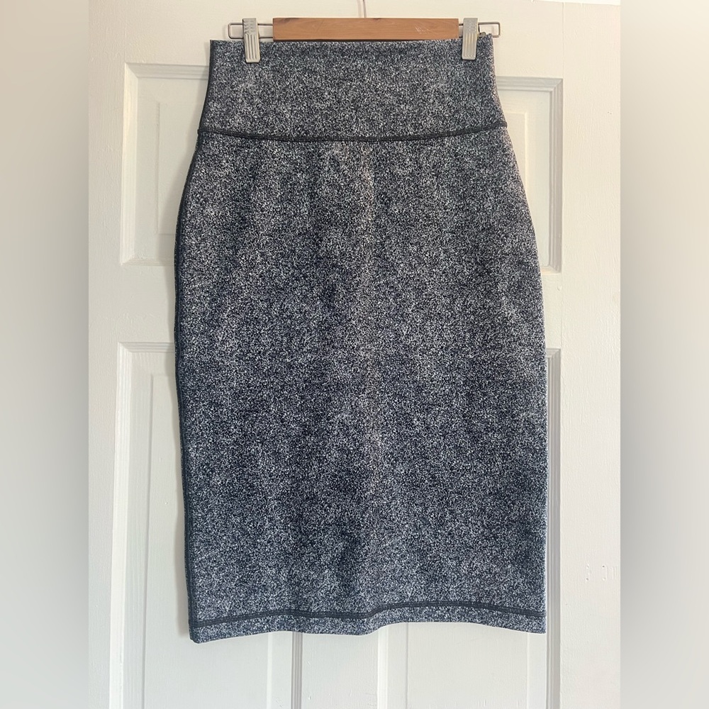 Lululemon Tube and From Skirt Rio Mist Black